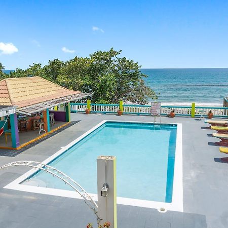 Taino Cove Hotel Трежър Бийч Екстериор снимка