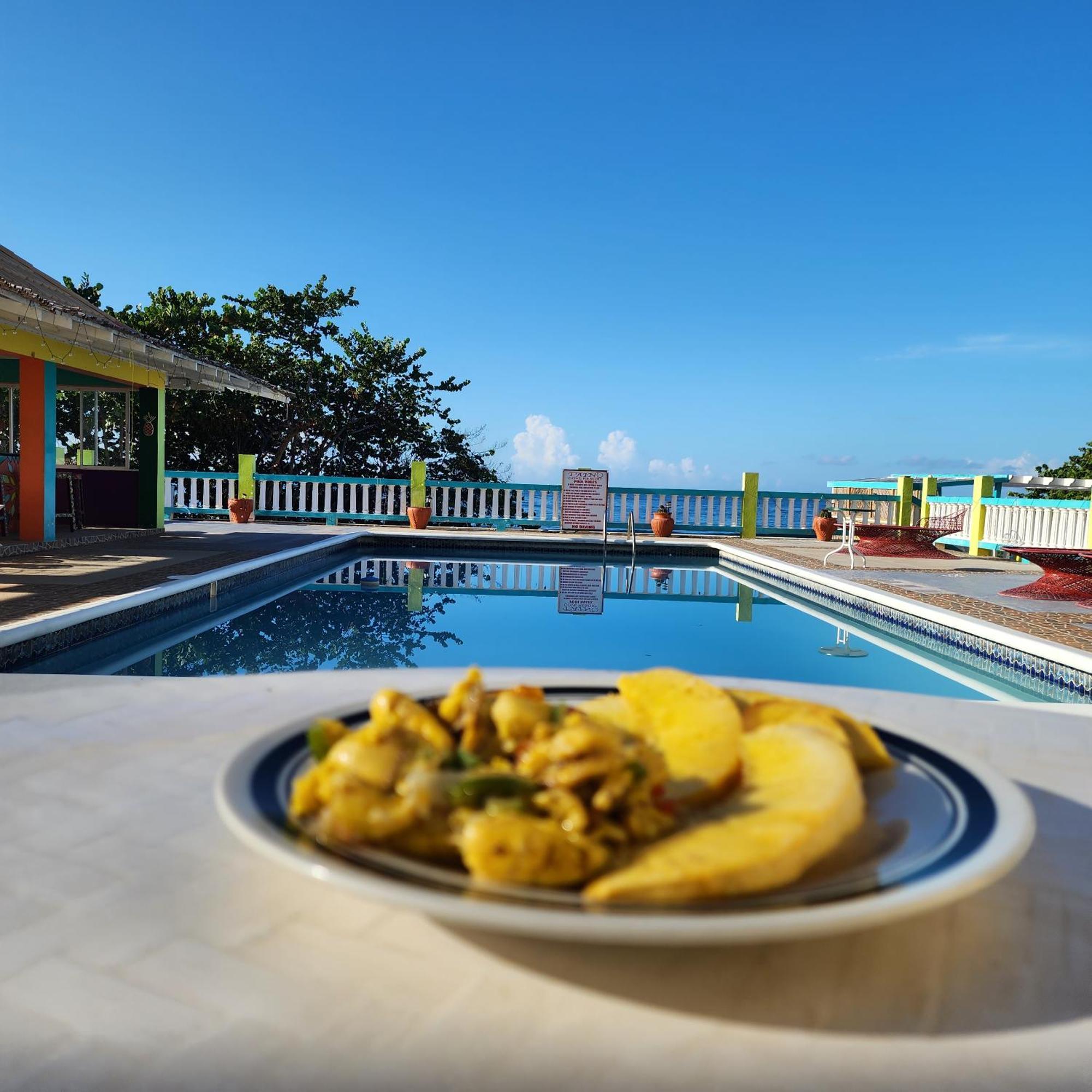 Taino Cove Hotel Трежър Бийч Екстериор снимка