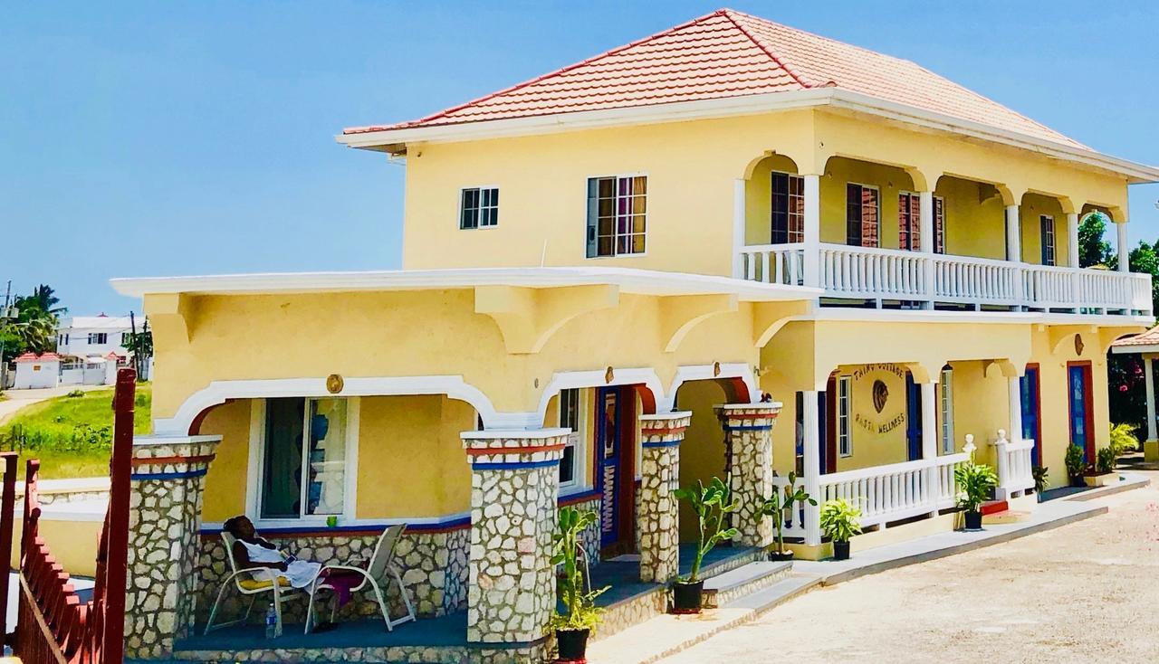 Taino Cove Hotel Трежър Бийч Екстериор снимка